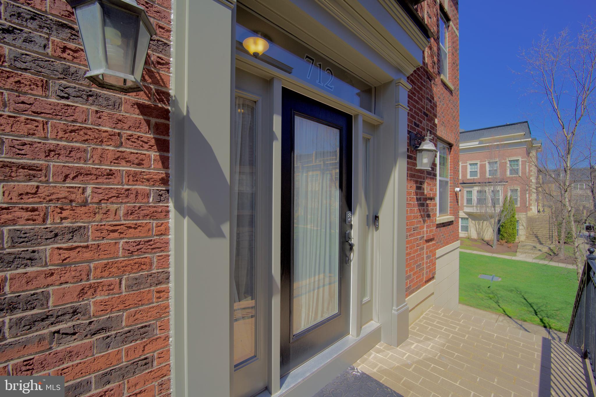 POTOMAC OVERLOOK CONDO - Residential