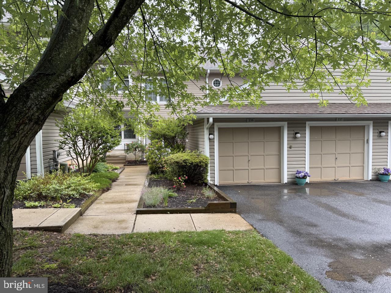 DARLINGTON WOODS - Residential Lease
