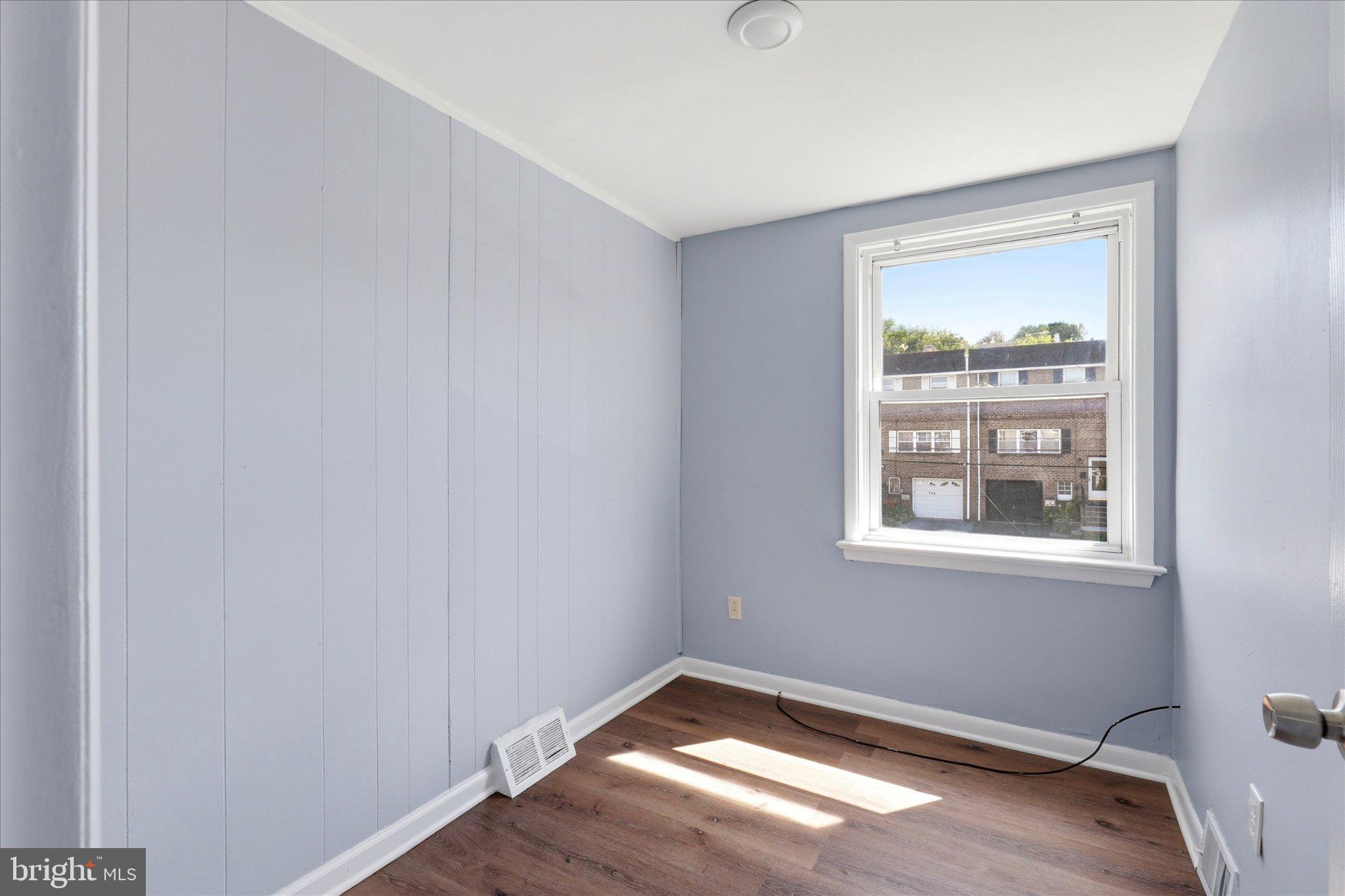 NORRISTOWN - Residential