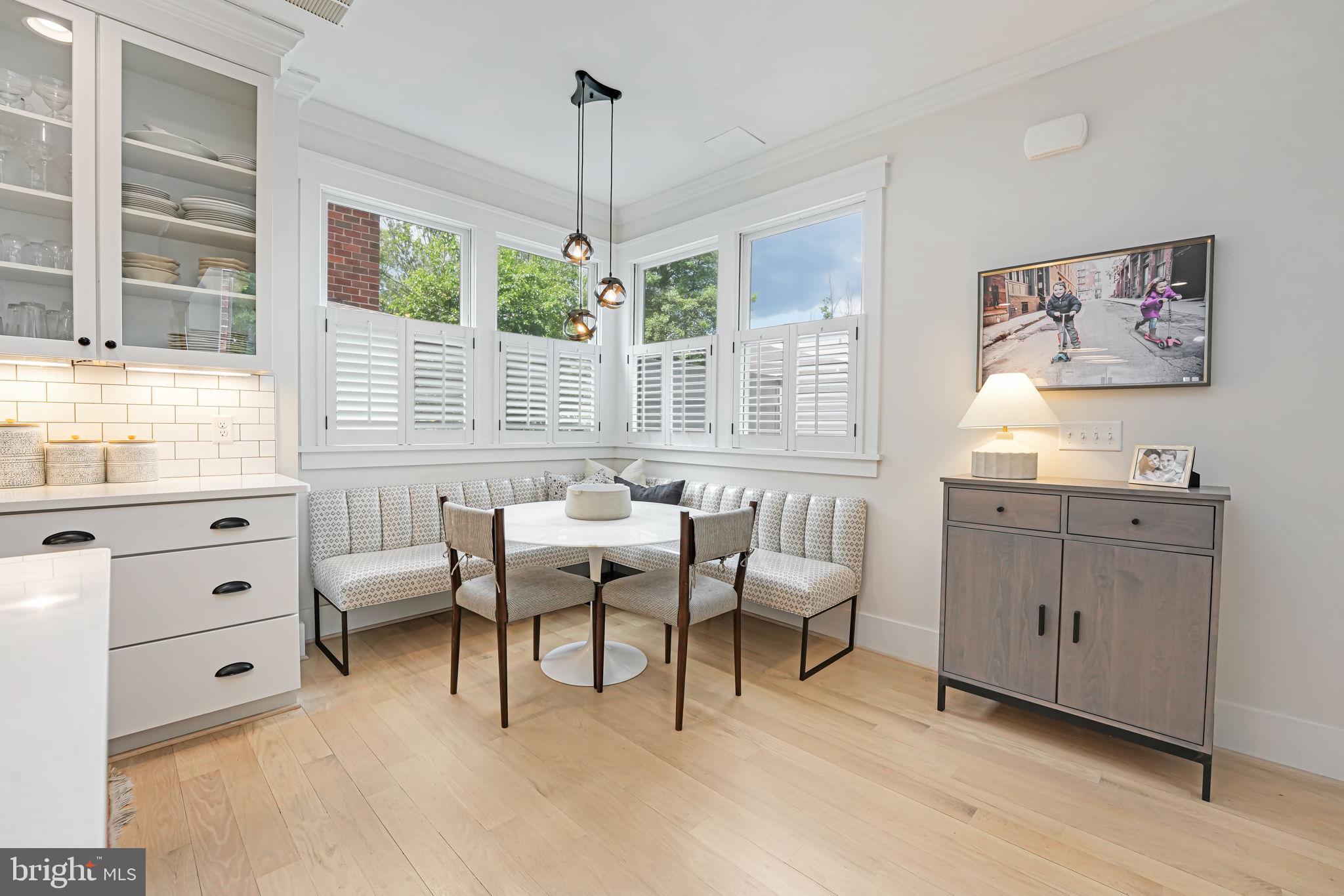 ROSEMONT PARK - Residential
