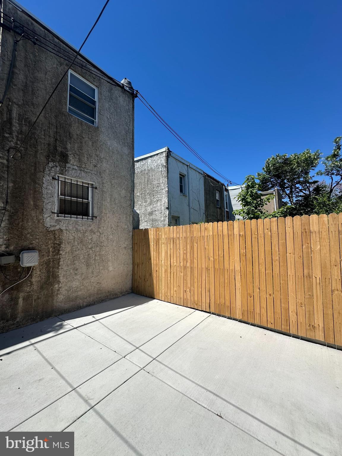 STRAWBERRY MANSION - Residential