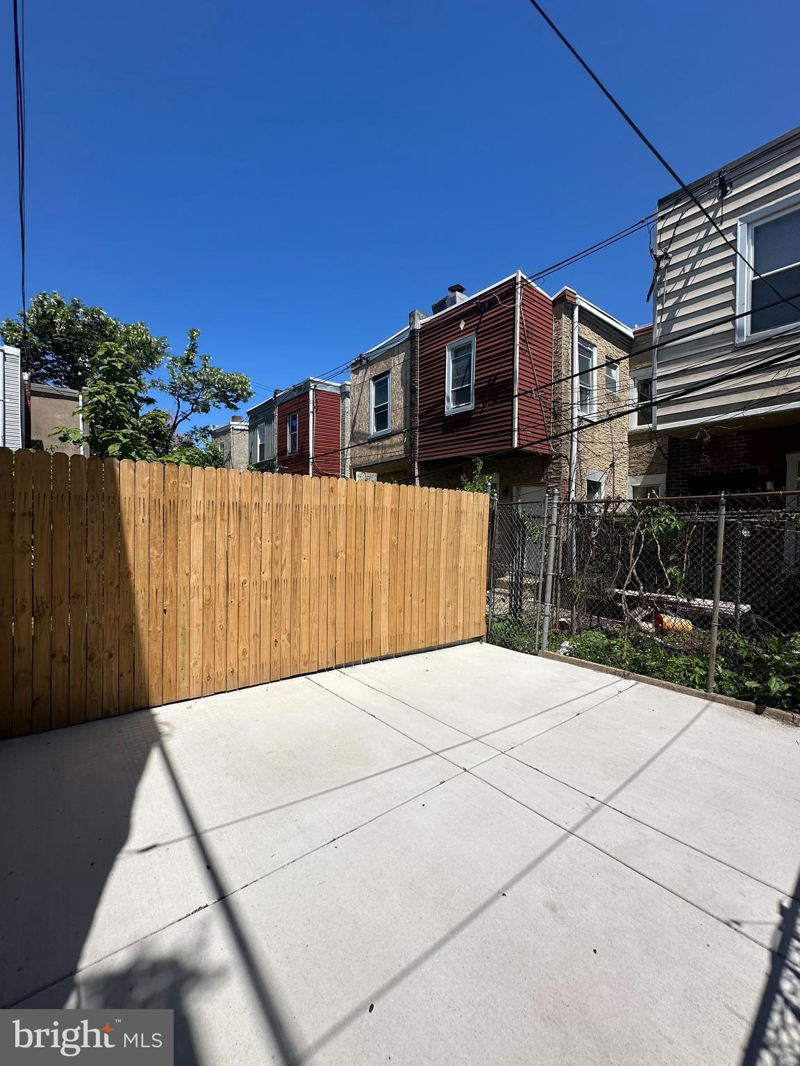 STRAWBERRY MANSION - Residential