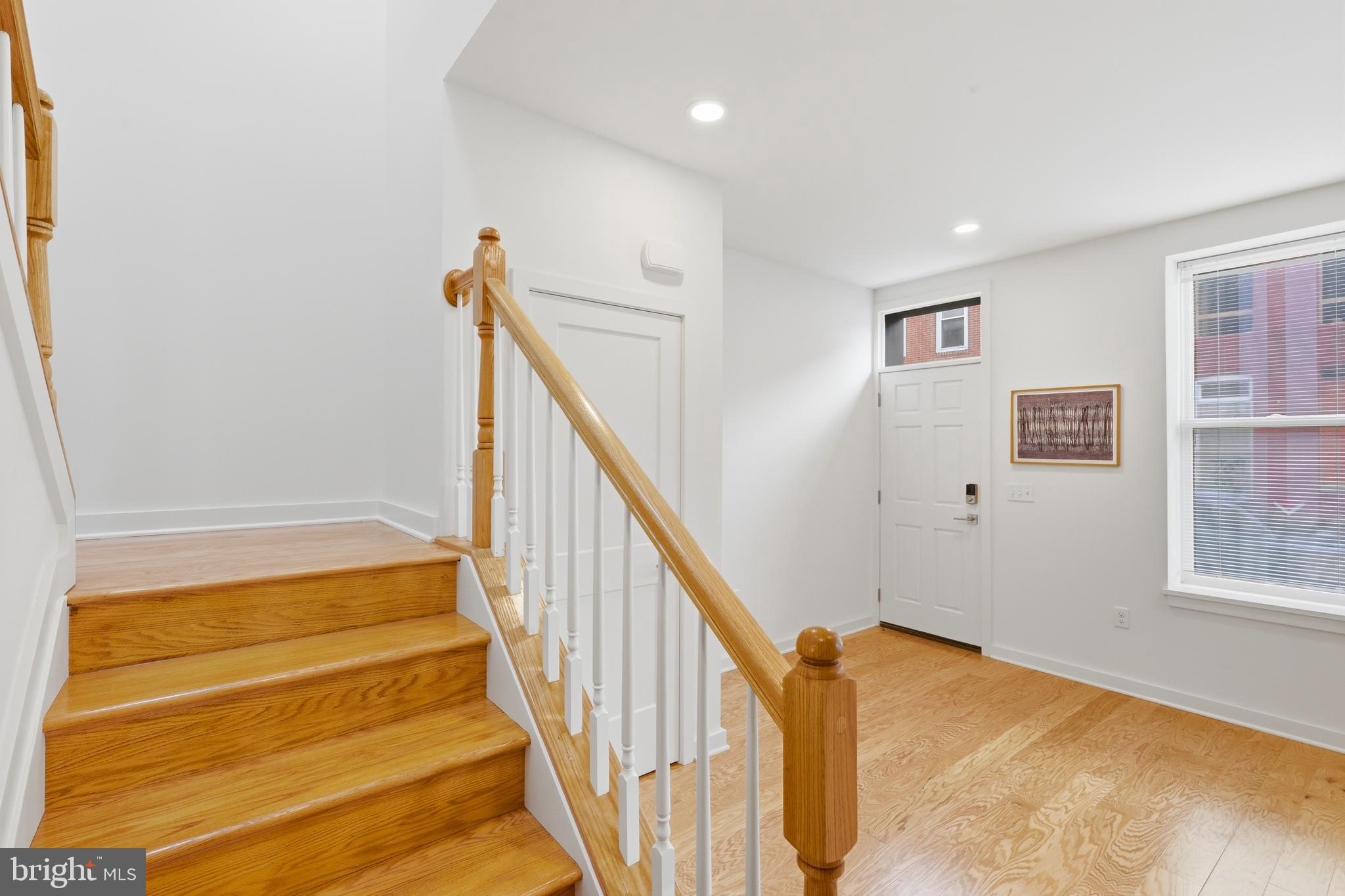 JOHNSTON SQUARE - Residential