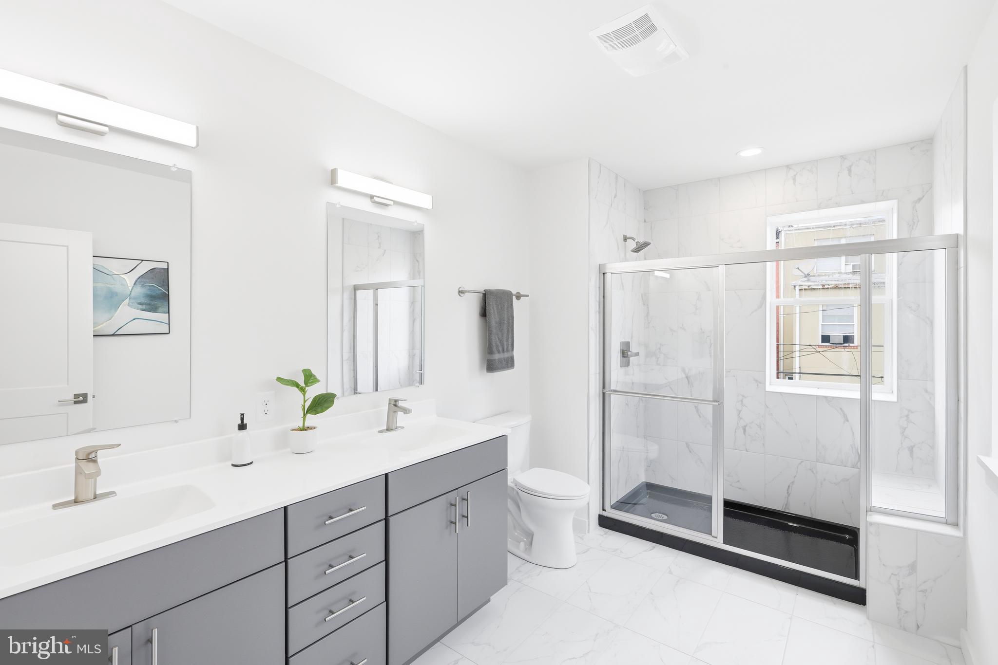 JOHNSTON SQUARE - Residential