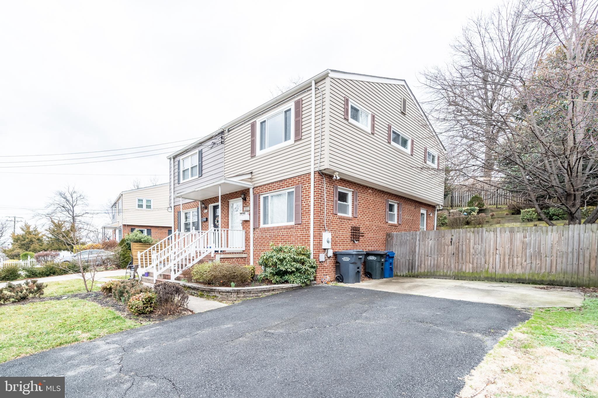 ANNALANE TERRACE - Residential Lease