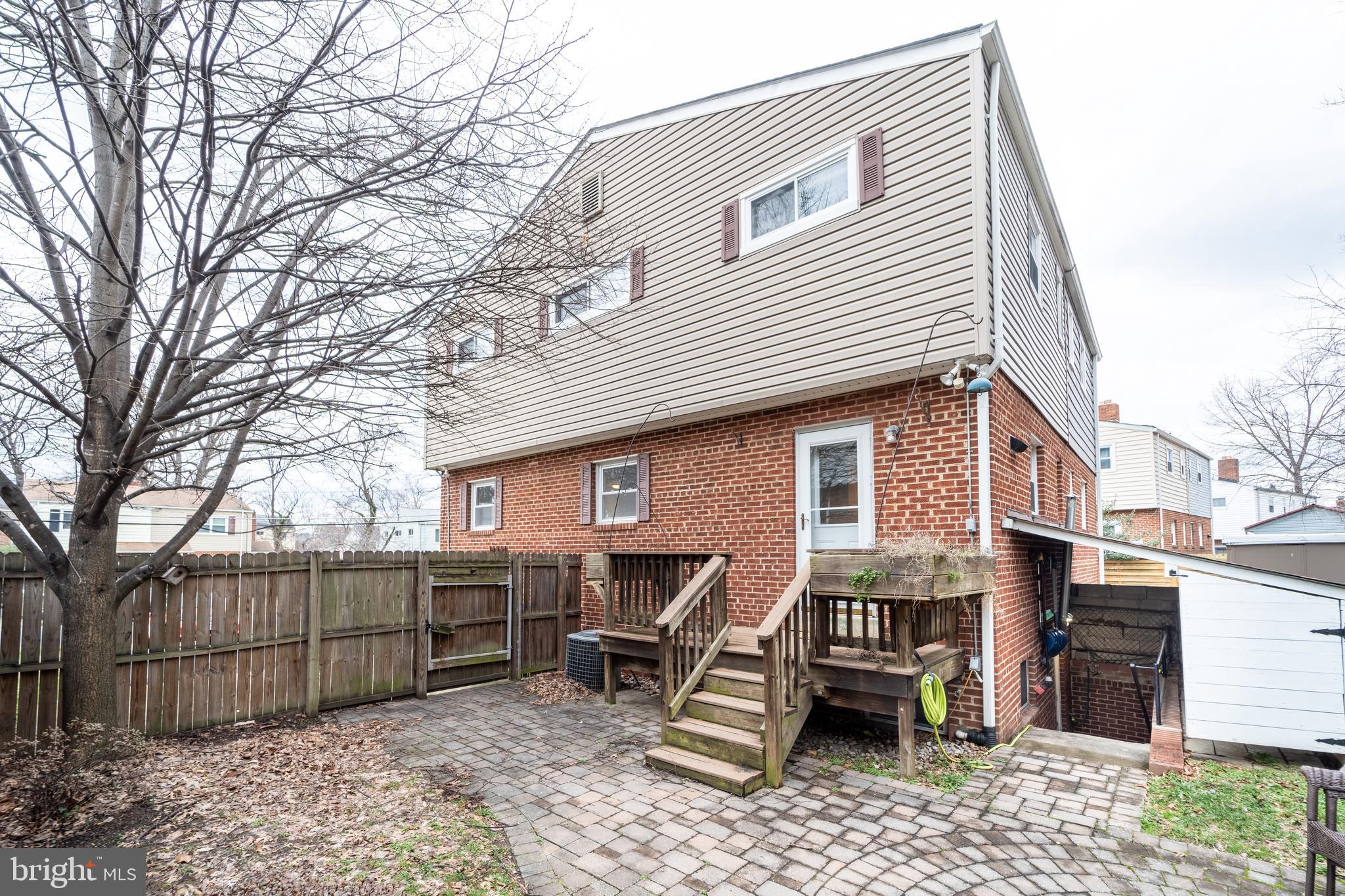 ANNALANE TERRACE - Residential Lease