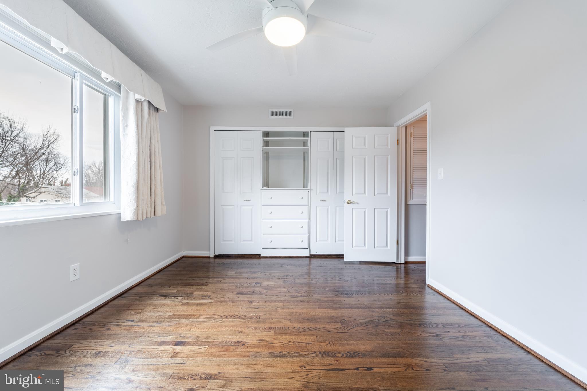 ANNALANE TERRACE - Residential Lease