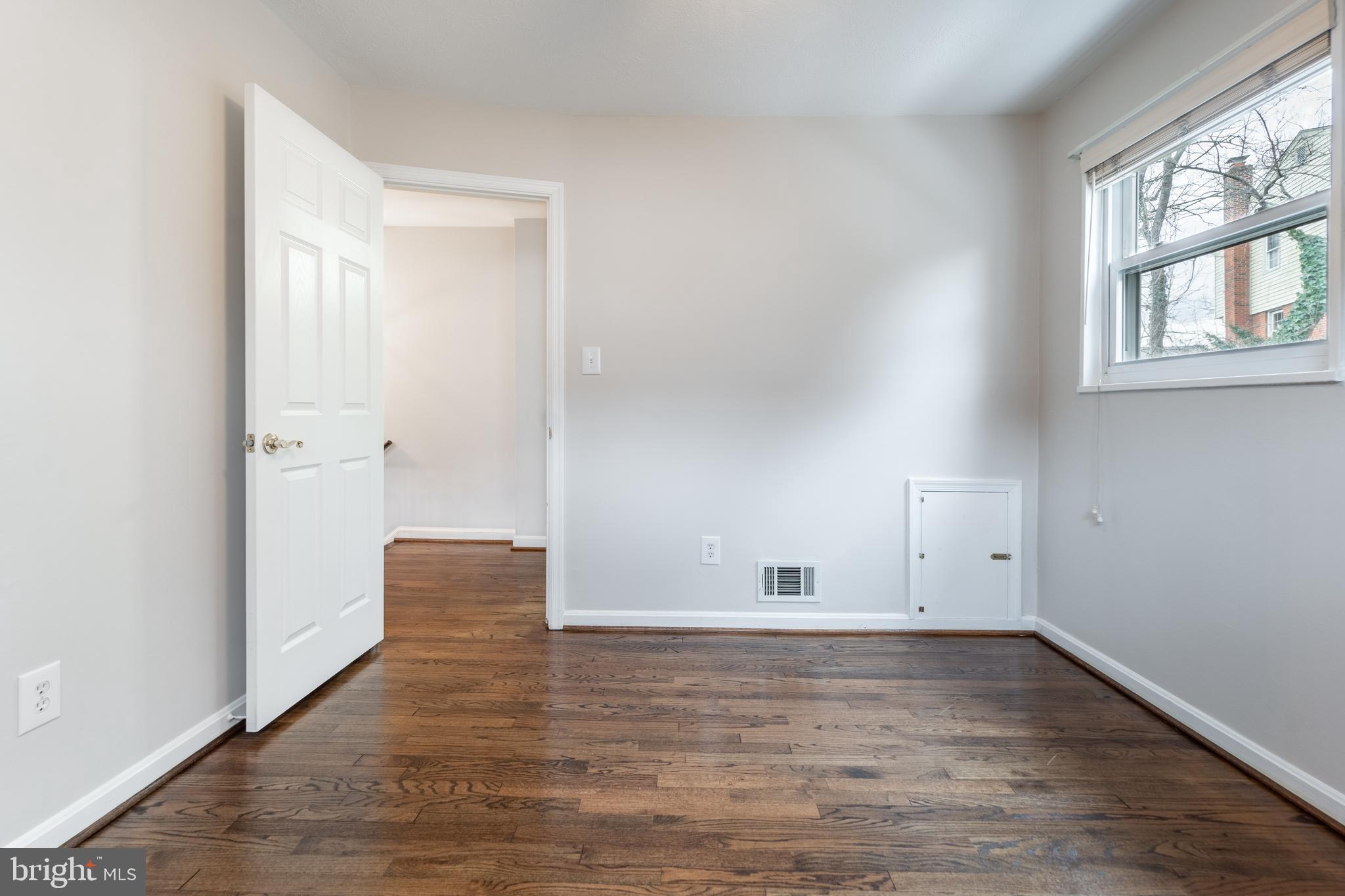 ANNALANE TERRACE - Residential Lease
