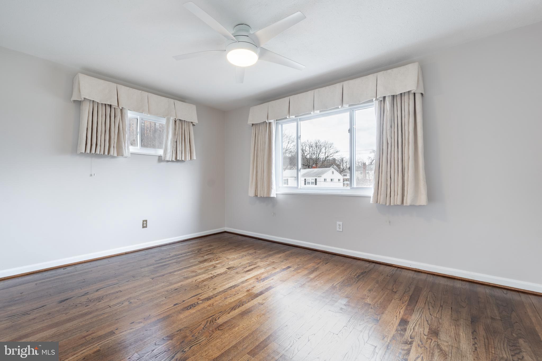 ANNALANE TERRACE - Residential Lease