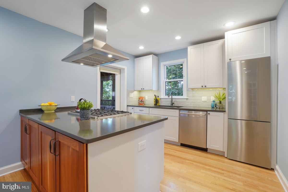 SILVER SPRING - Residential