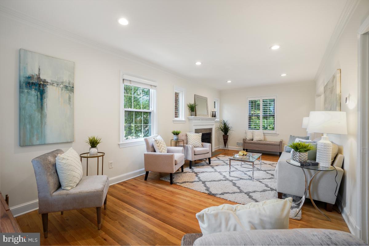 SILVER SPRING - Residential