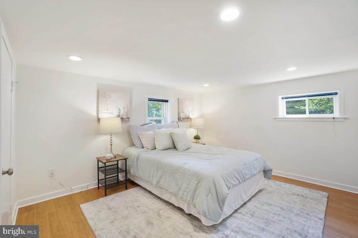 SILVER SPRING - Residential