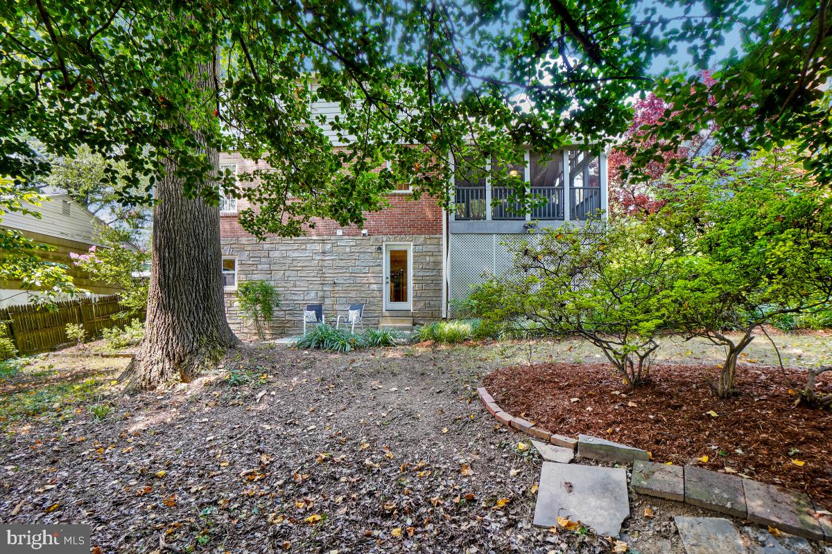 SILVER SPRING - Residential