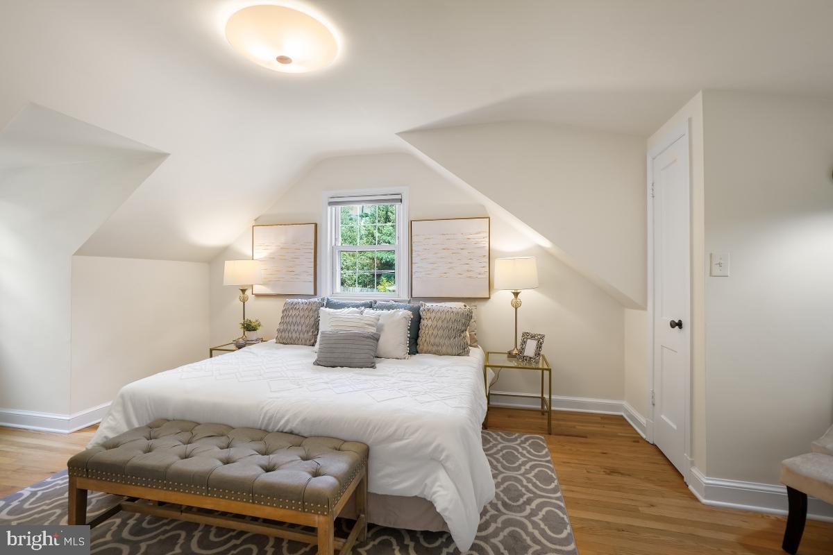 SILVER SPRING - Residential