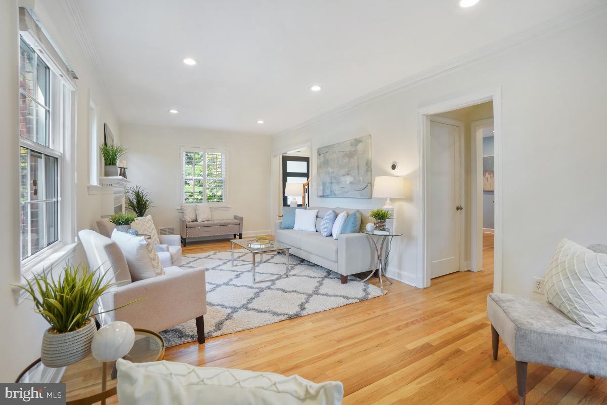 SILVER SPRING - Residential