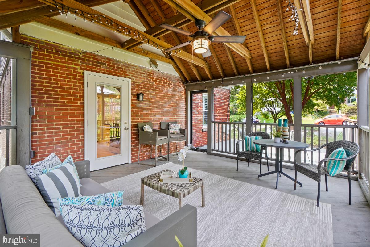 SILVER SPRING - Residential