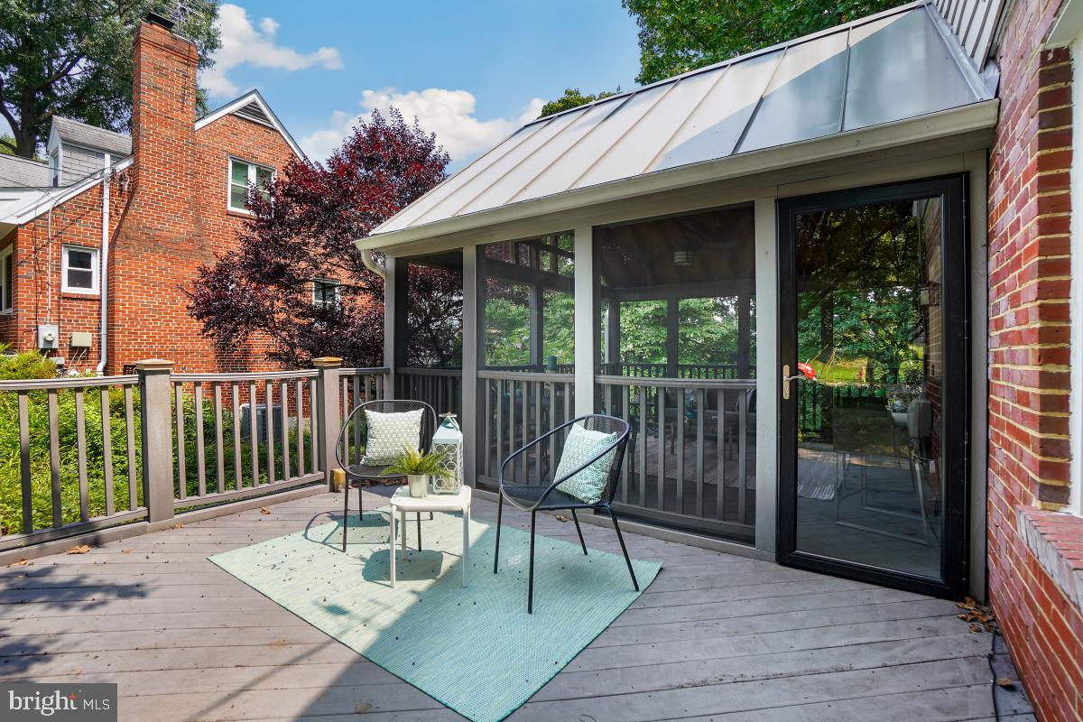 SILVER SPRING - Residential