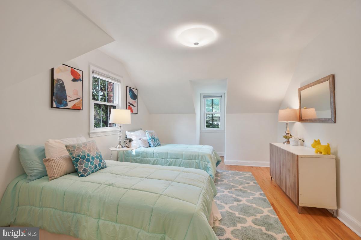 SILVER SPRING - Residential