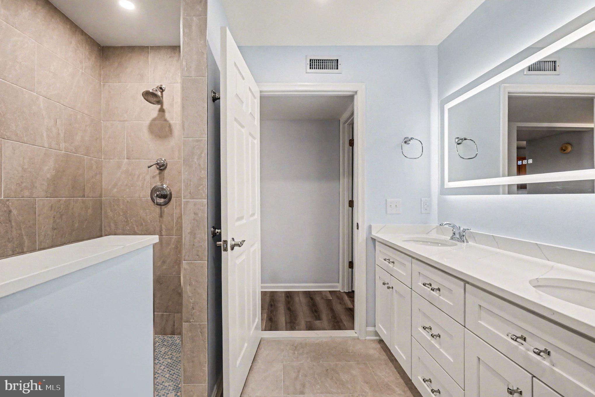 OWENS LANDING - Residential