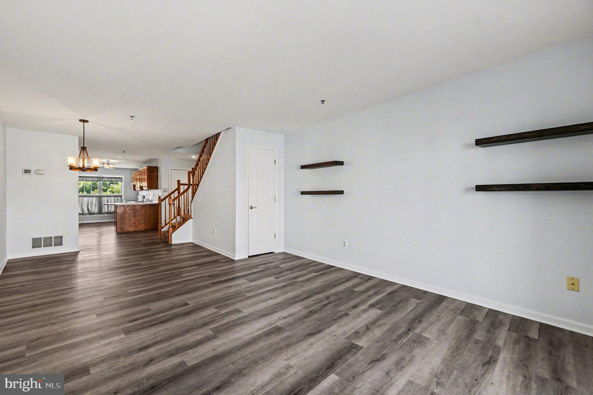 OWENS LANDING - Residential