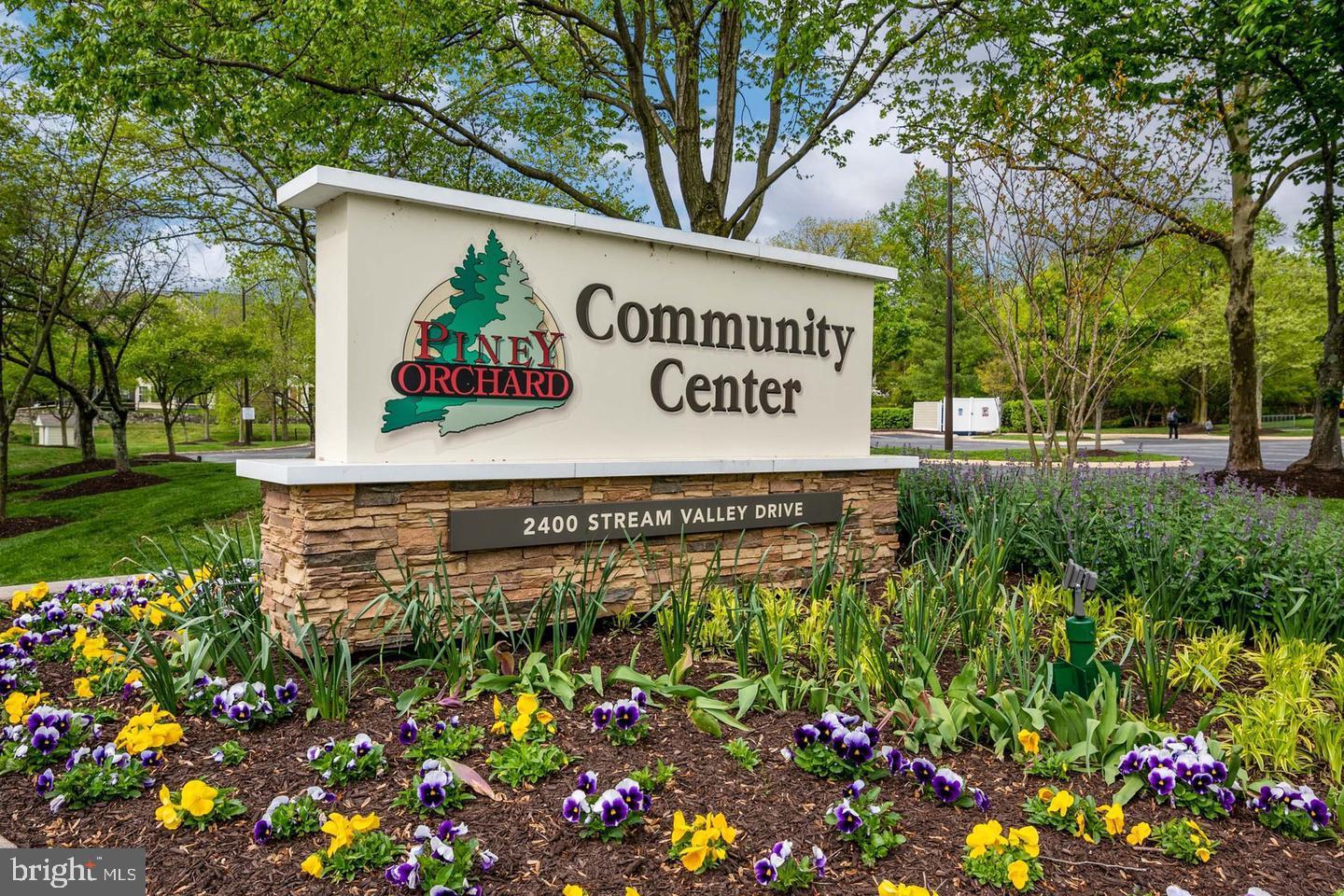 RIVERS EDGE - Residential