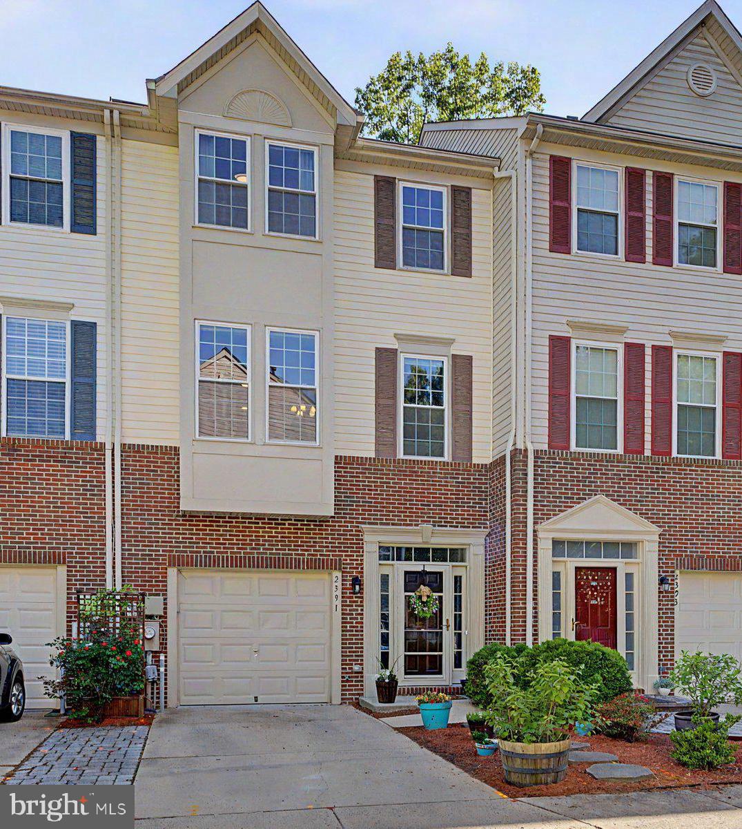 RIVERS EDGE - Residential