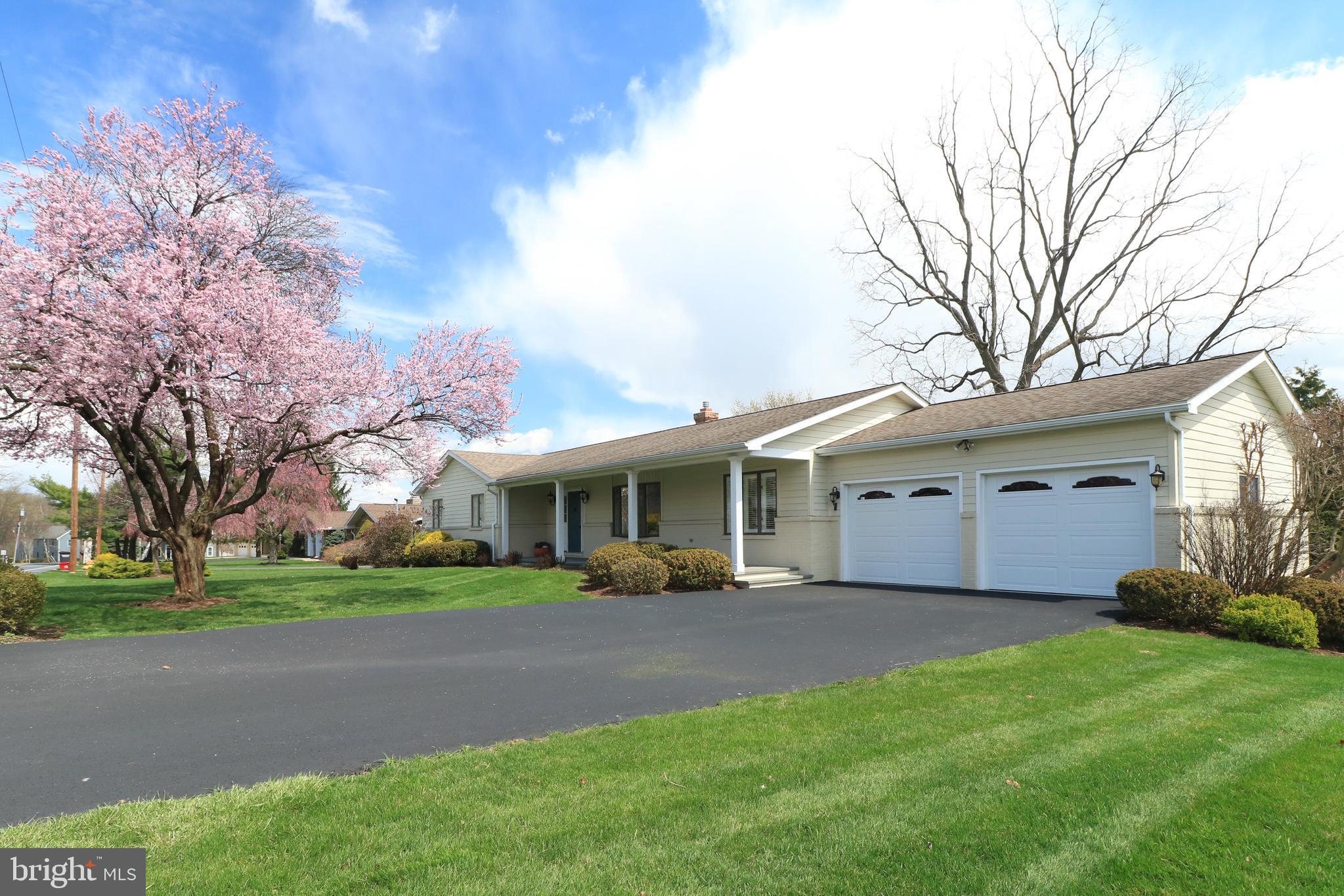 CENTRE HILLS VILLAGE - Residential