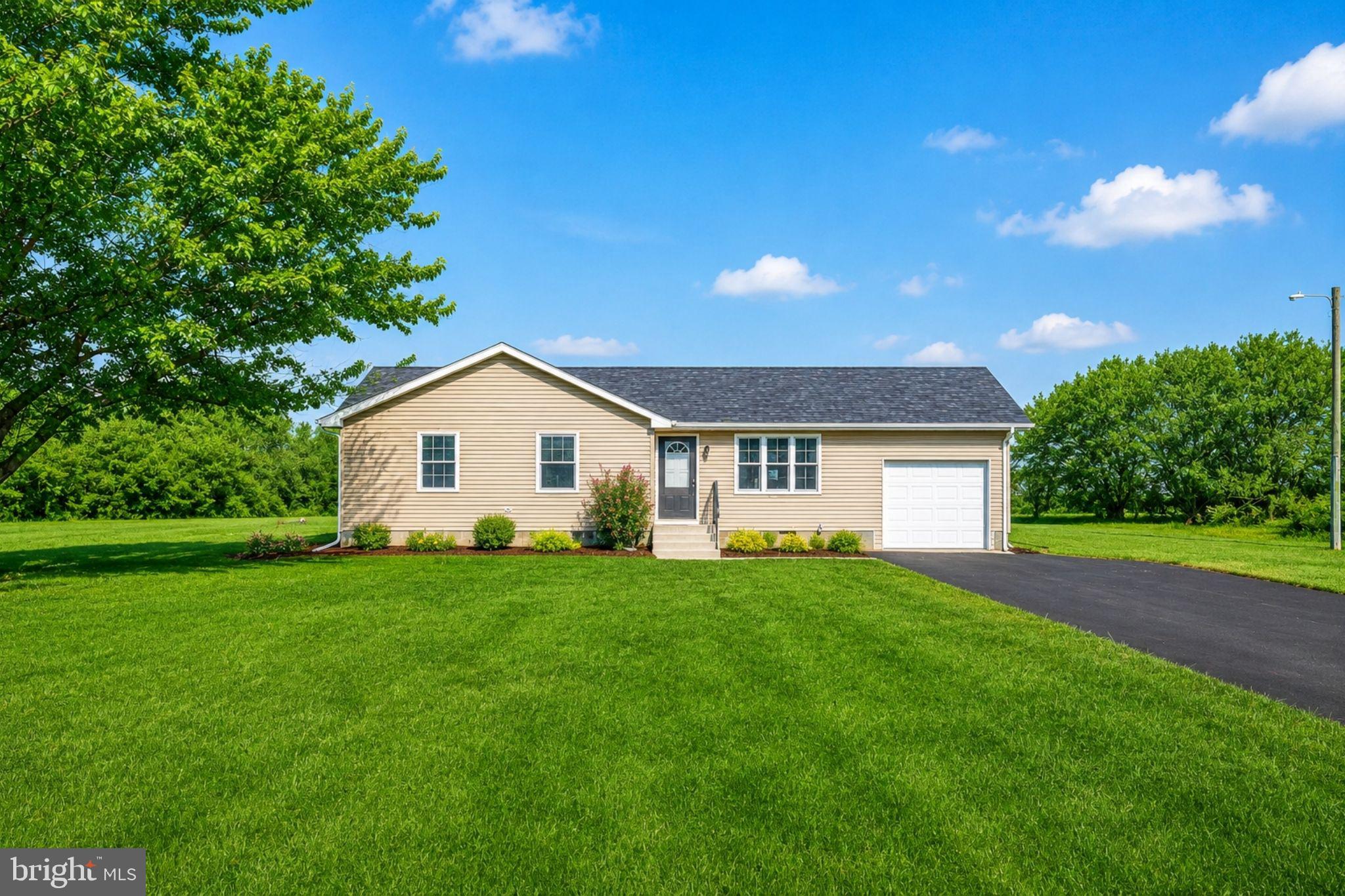 CEDAR CREEK - Residential