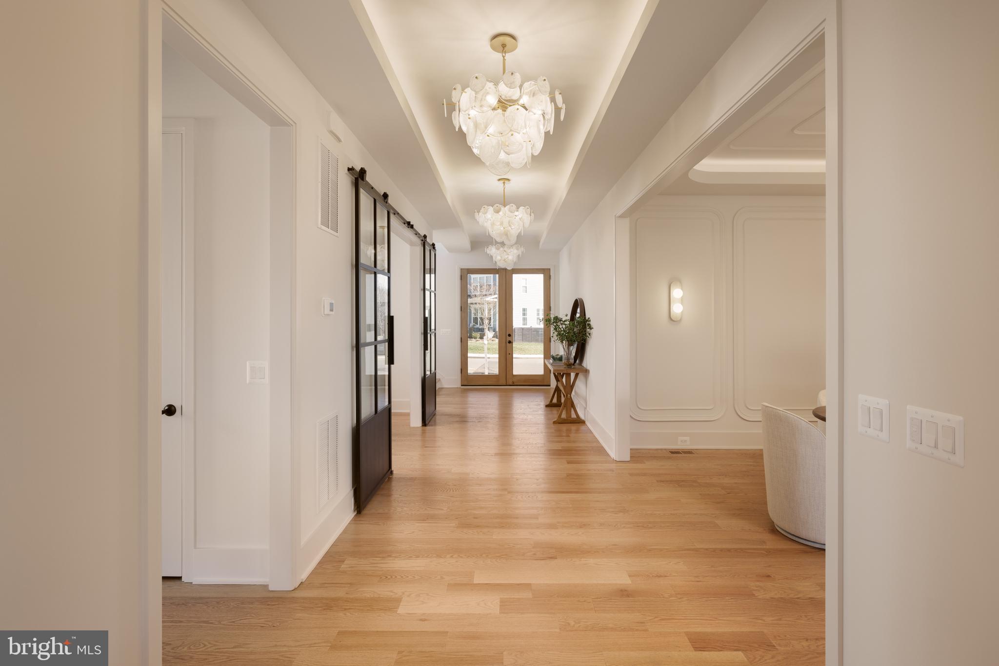 VIENNA WOODS - Residential