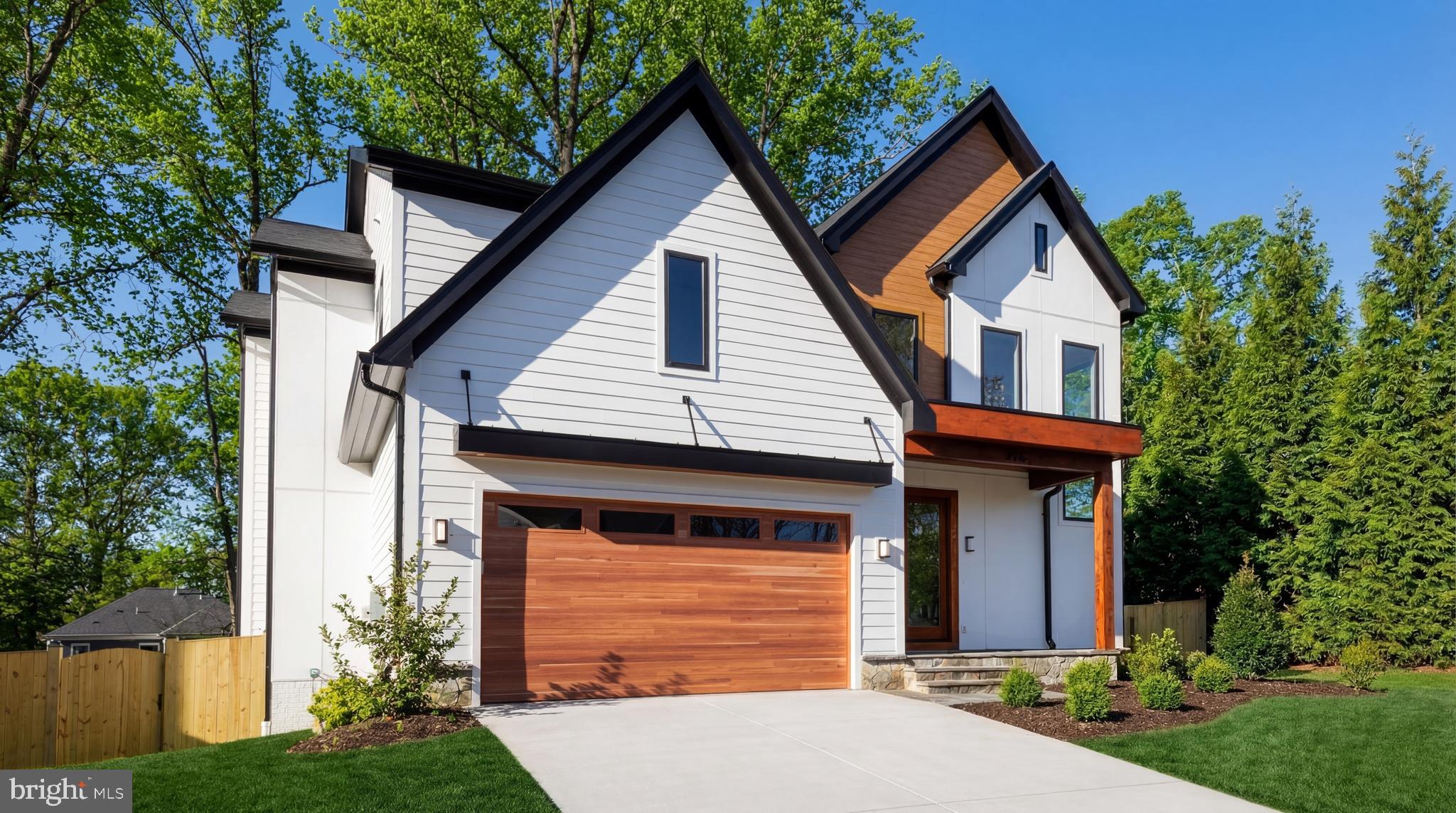 VIENNA WOODS - Residential