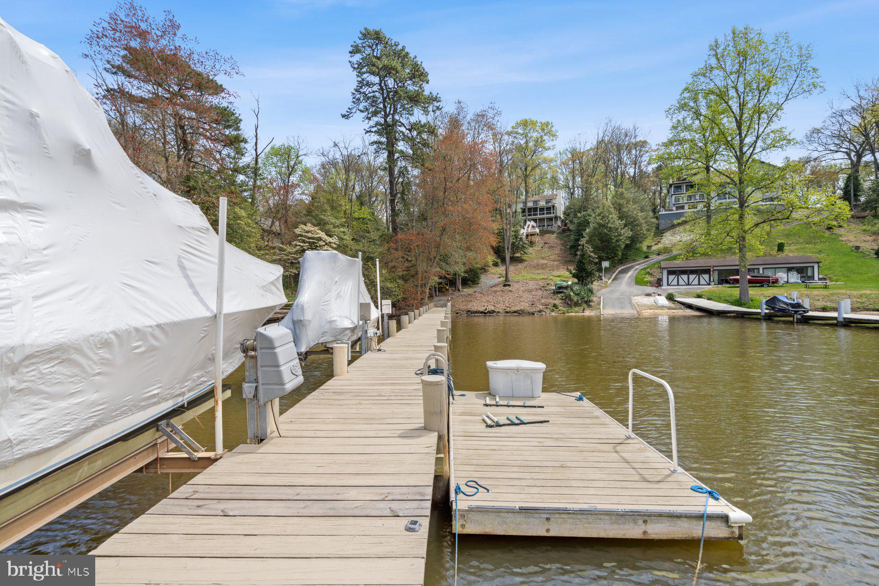 INDIAN LANDING - Residential