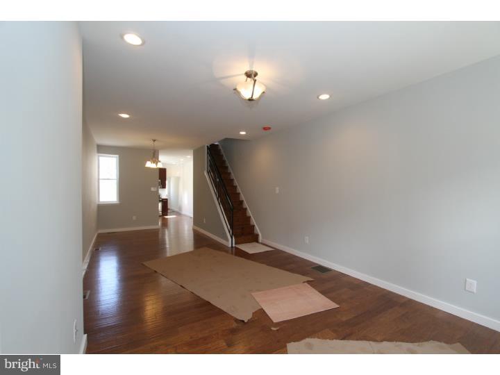 KENSINGTON - Residential