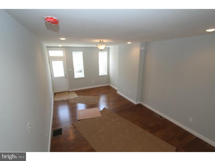 KENSINGTON - Residential