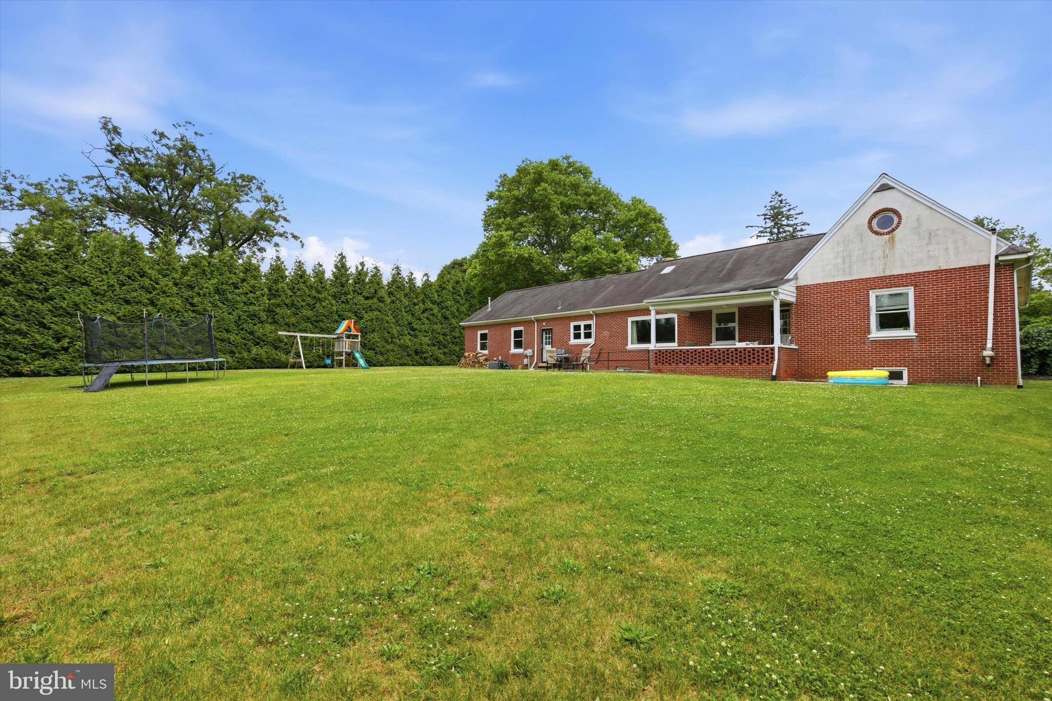 CURRAN TERRACE - Residential