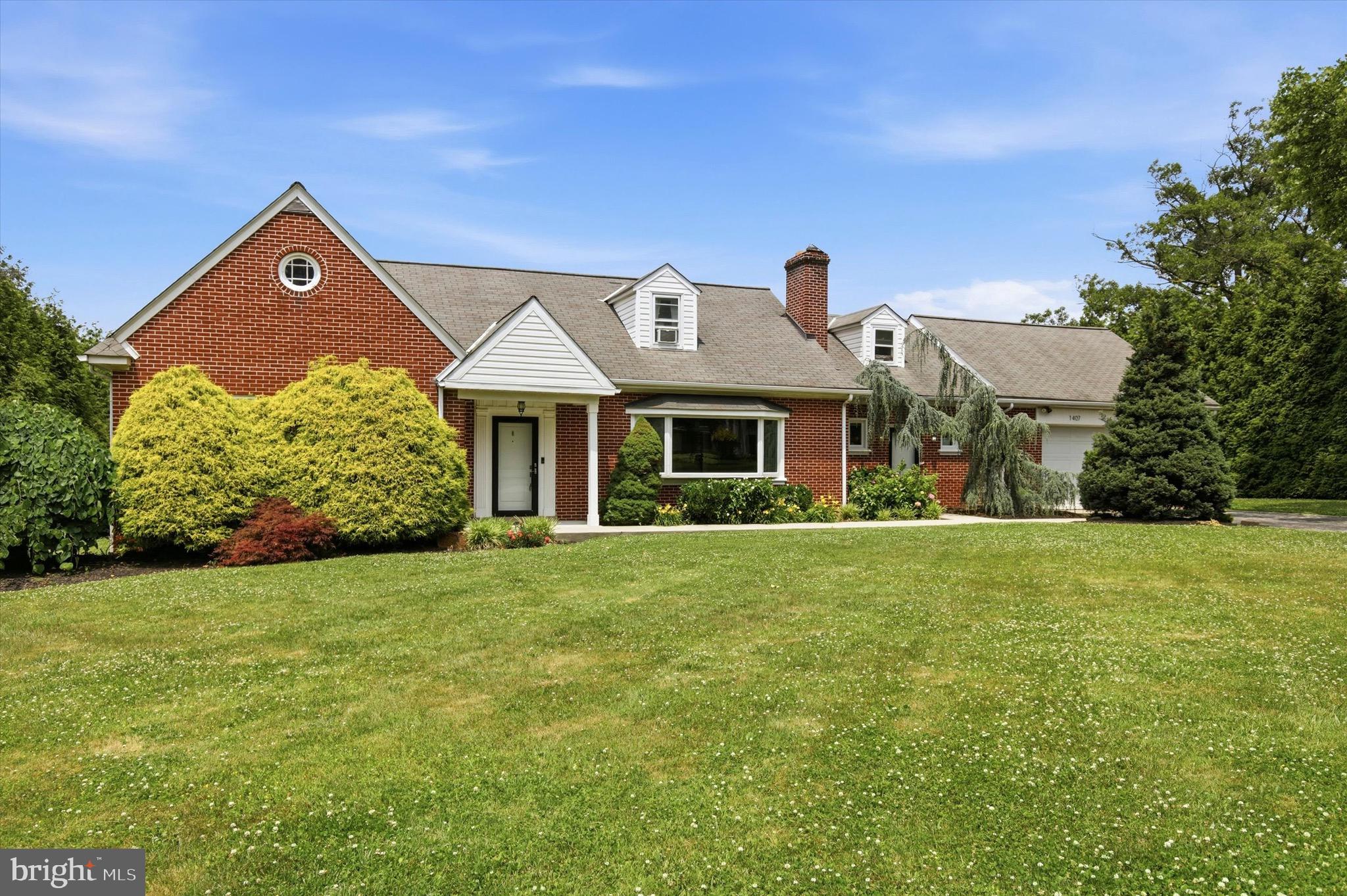CURRAN TERRACE - Residential
