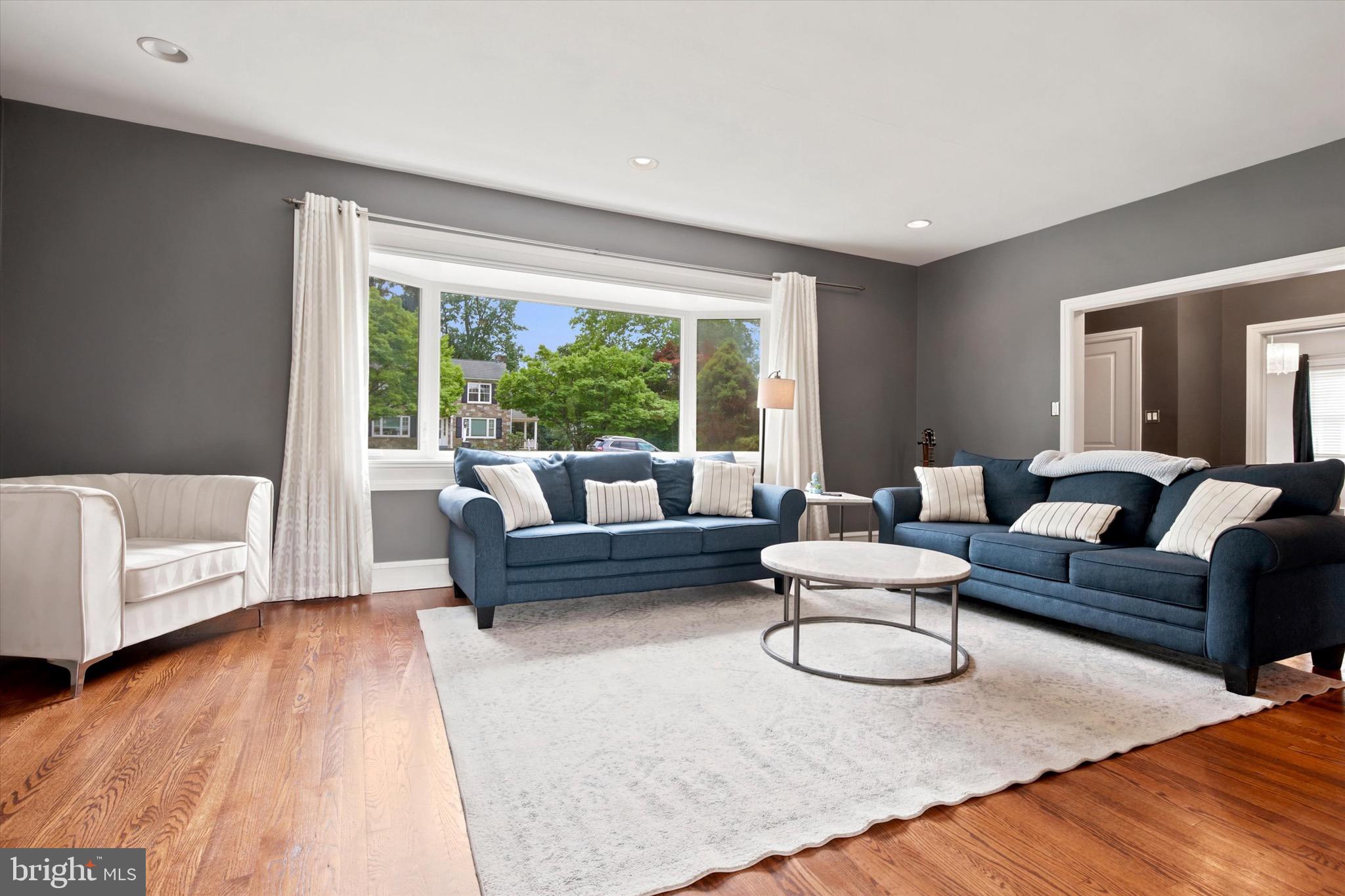 CURRAN TERRACE - Residential