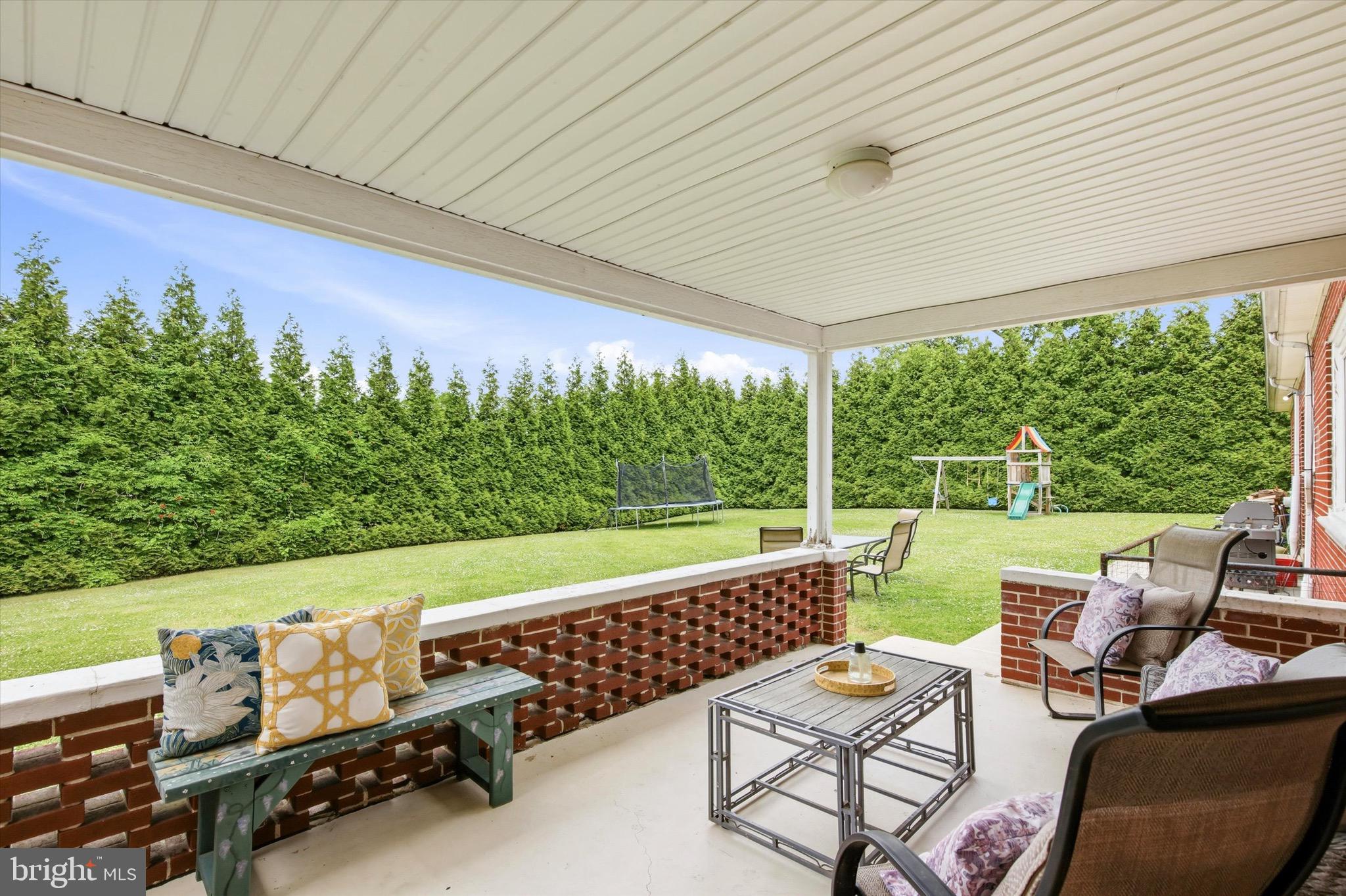 CURRAN TERRACE - Residential