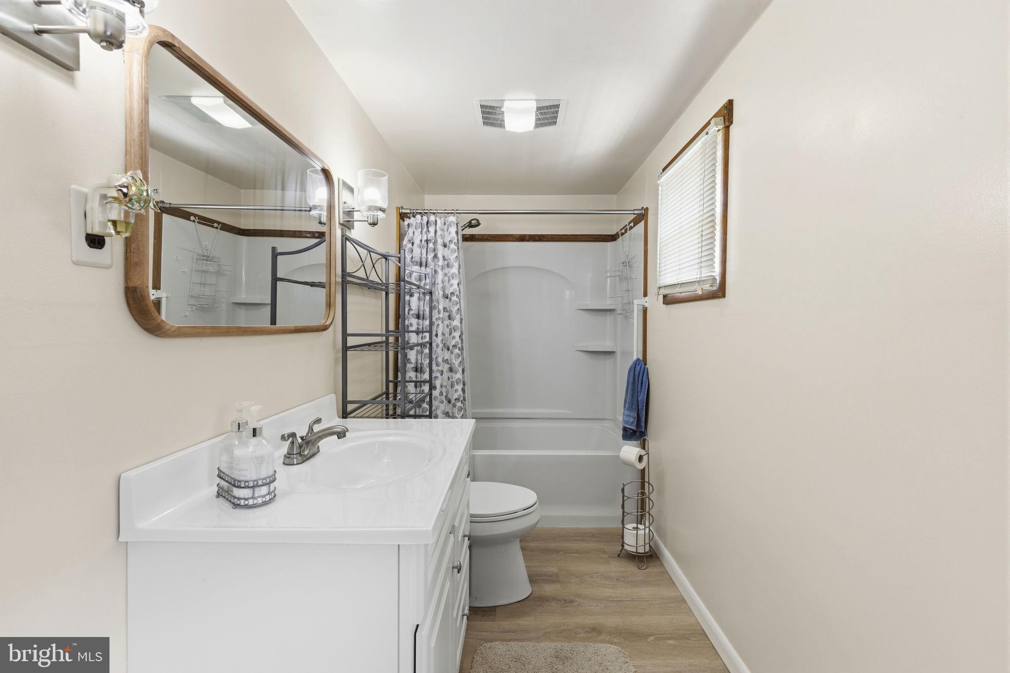 ESSEX - Residential