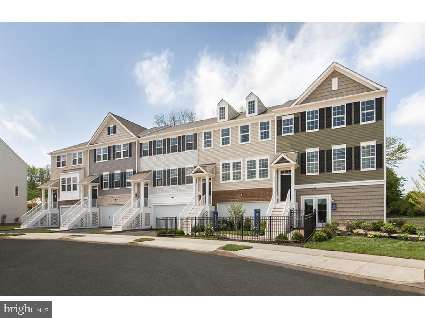 WARRINGTON POINTE - Residential Lease