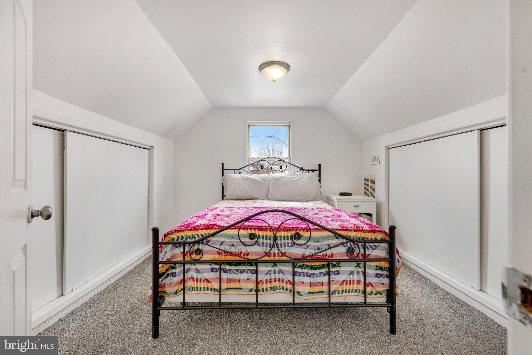 ROSEDALE - Residential