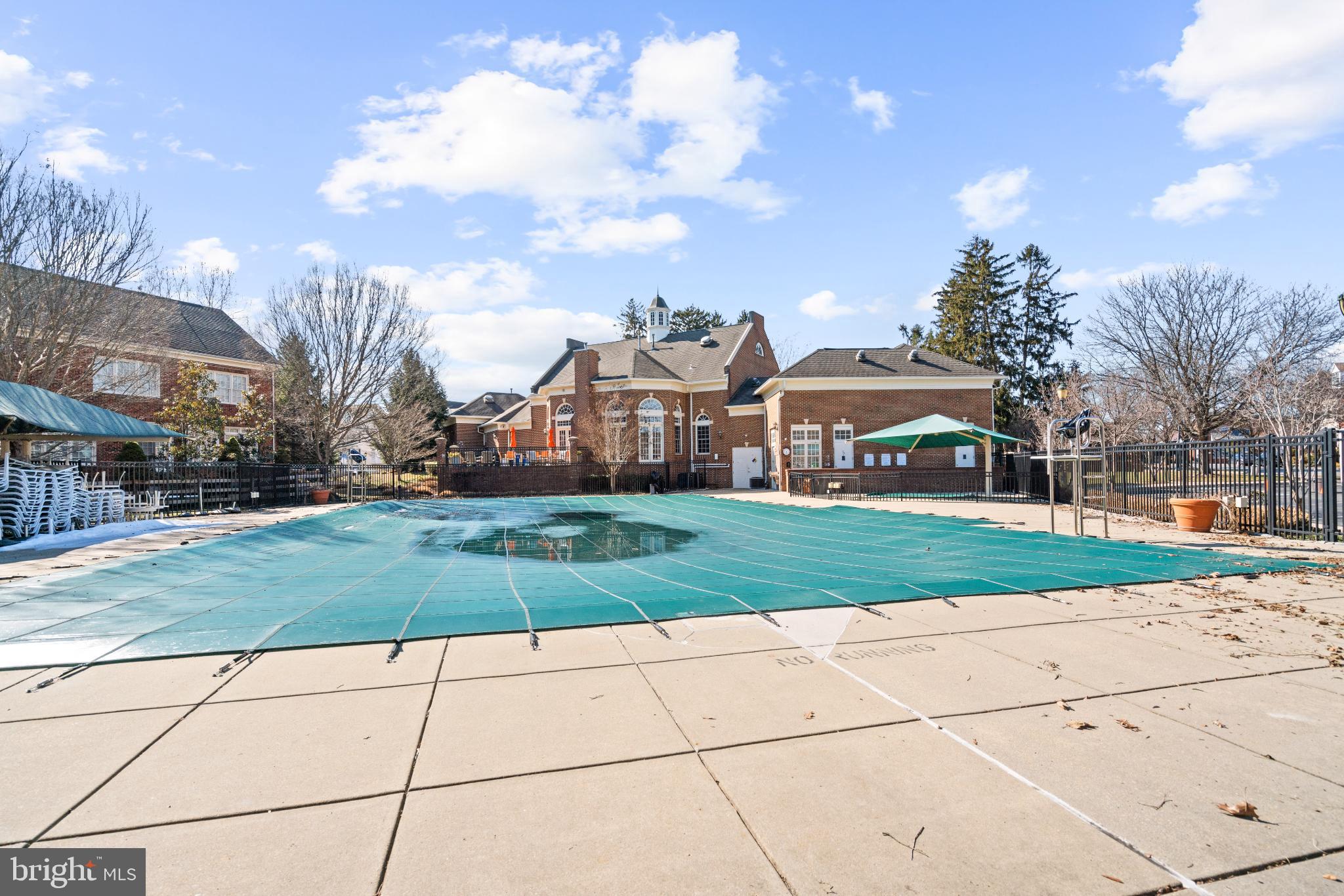 FALLSGROVE - Residential