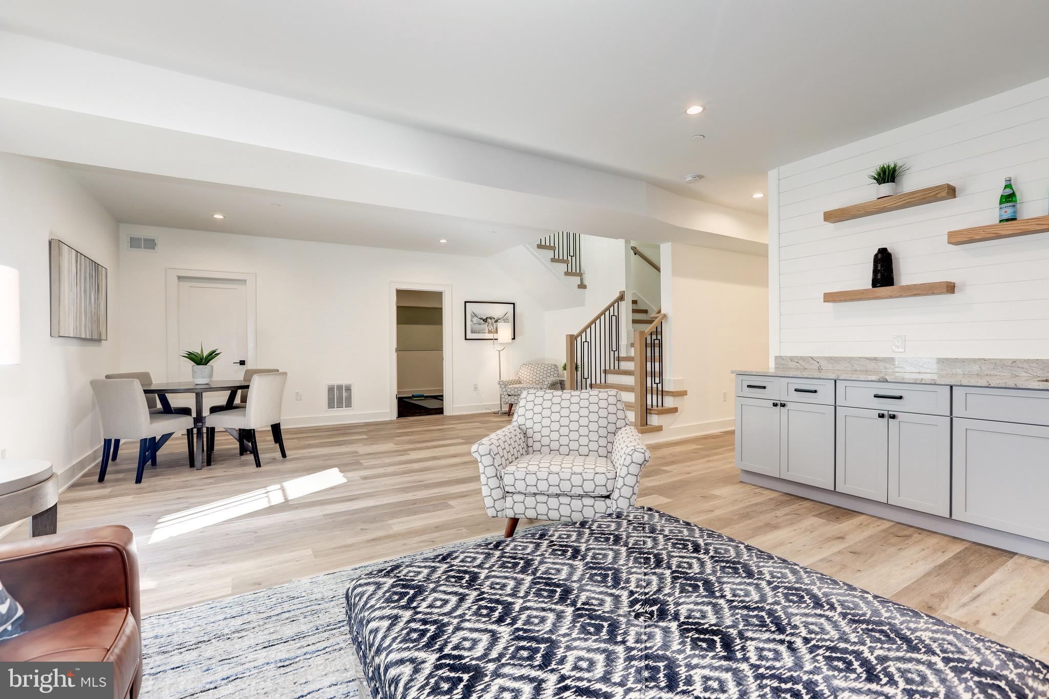 GARRETT PARK ESTATES - Residential