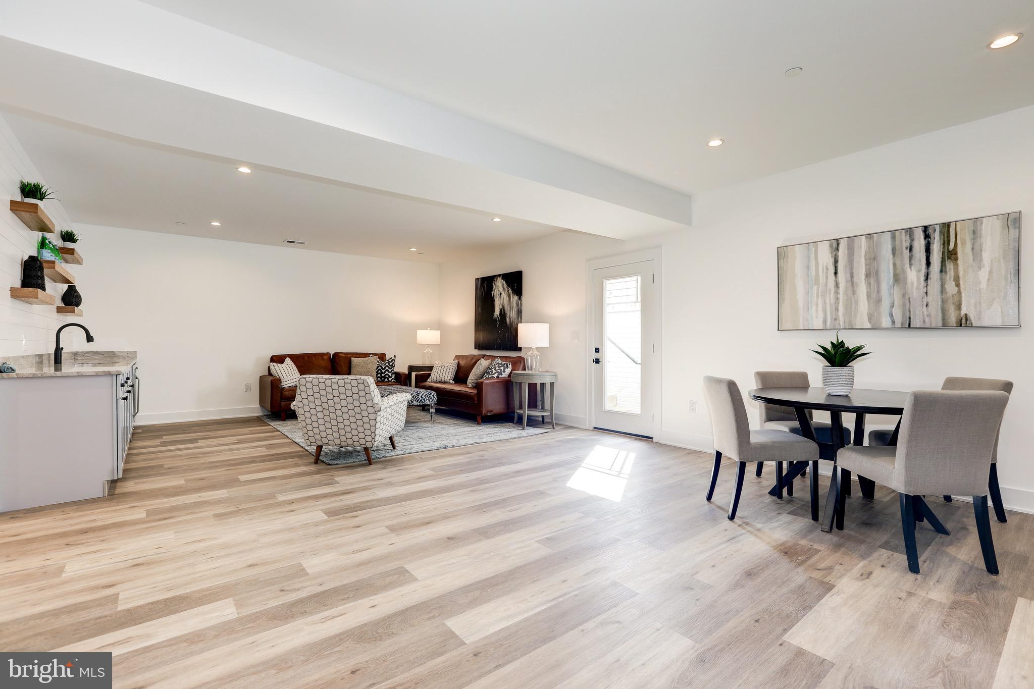 GARRETT PARK ESTATES - Residential