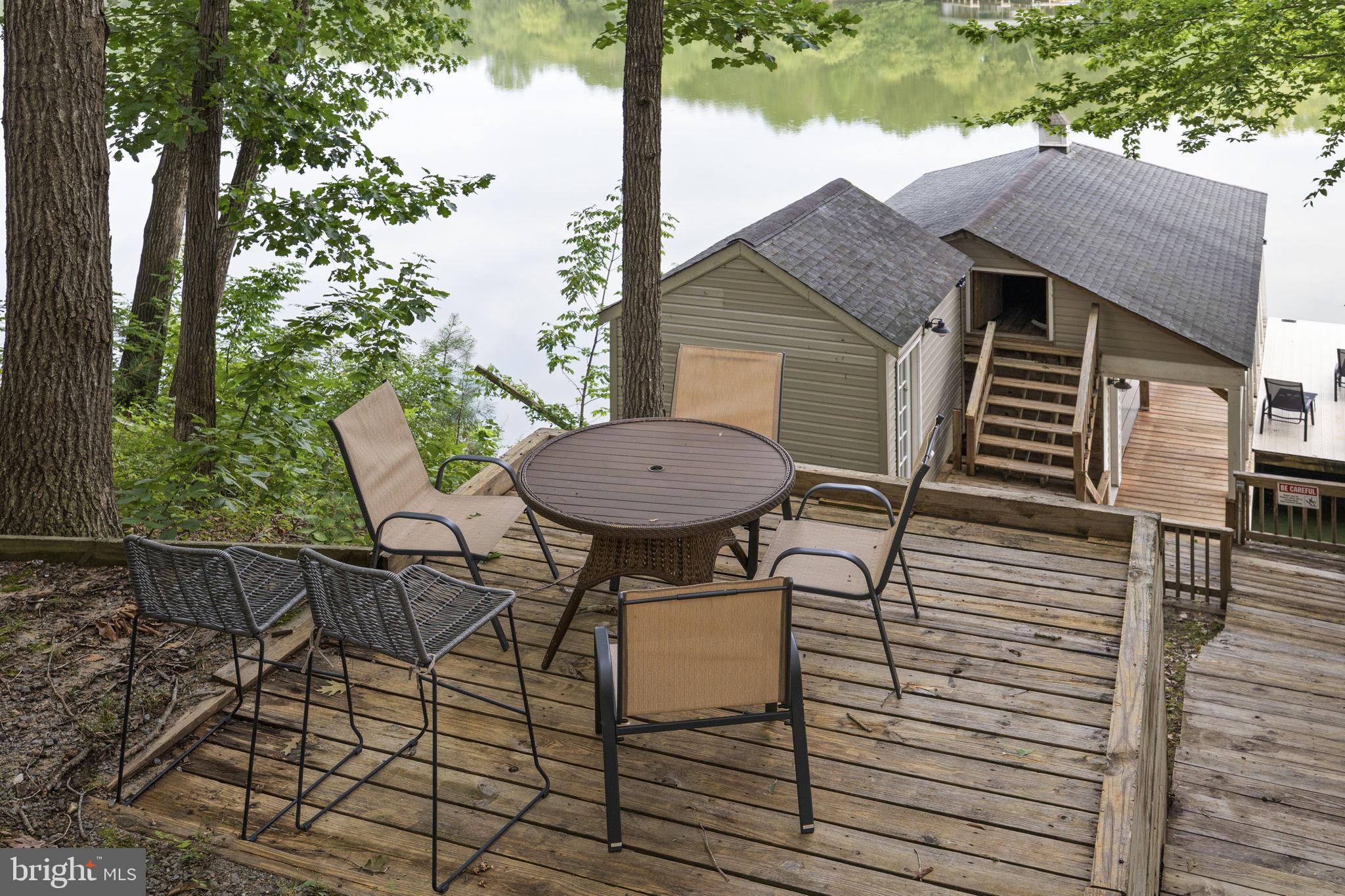 KELLYS LANDING - Residential