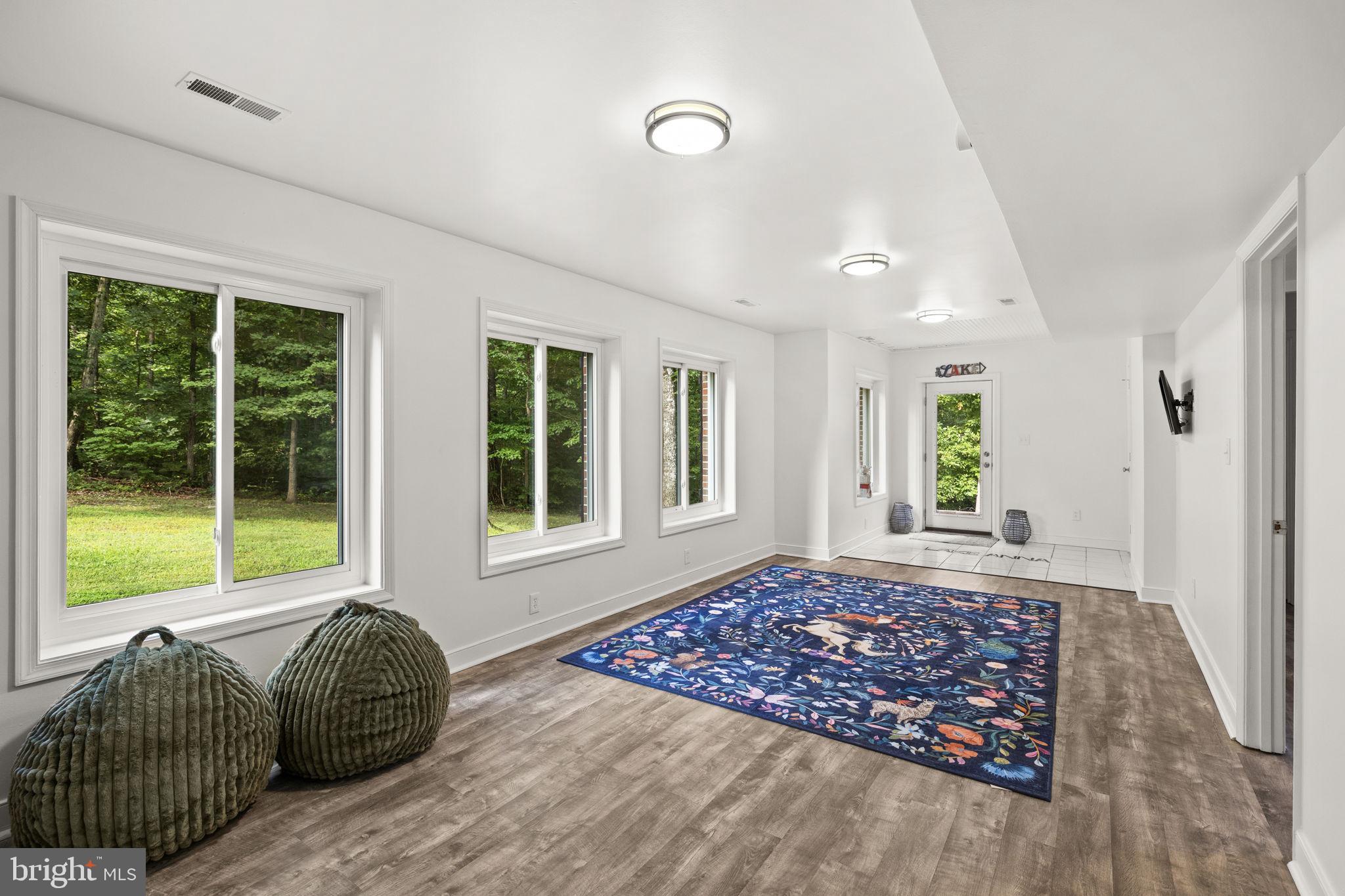 KELLYS LANDING - Residential