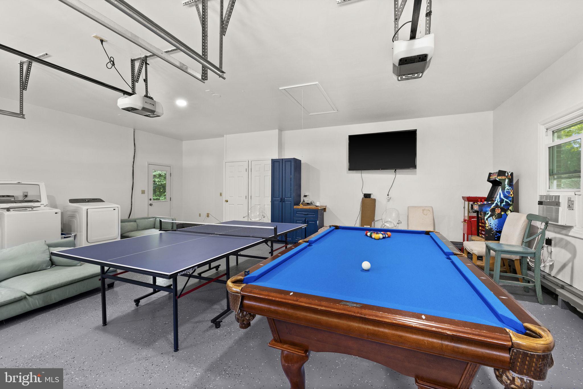 KELLYS LANDING - Residential
