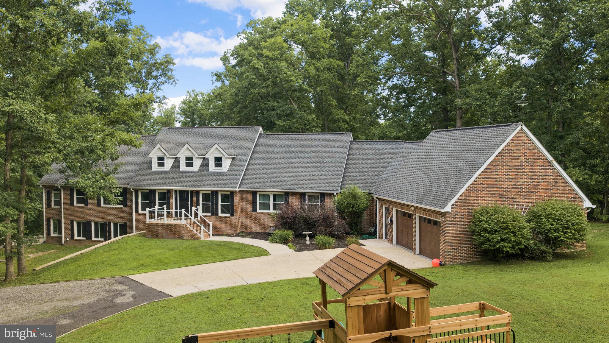 KELLYS LANDING - Residential