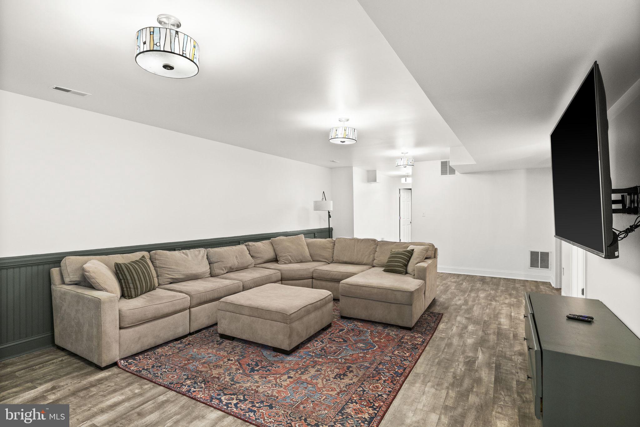 KELLYS LANDING - Residential
