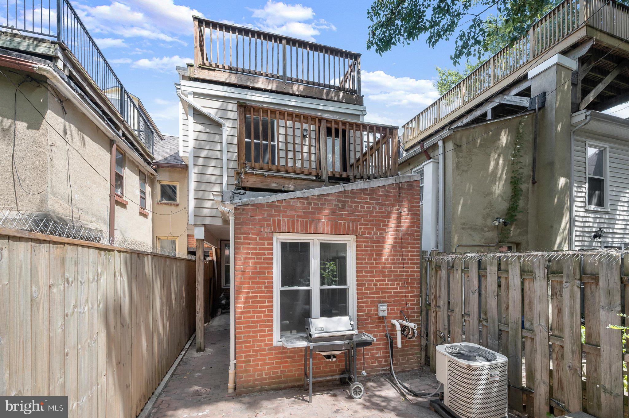 FEDERAL HILL HISTORIC DISTRICT - Residential