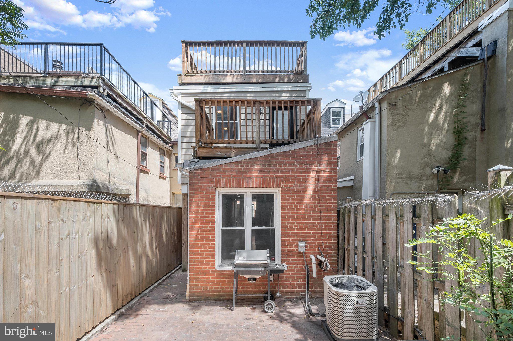 FEDERAL HILL HISTORIC DISTRICT - Residential